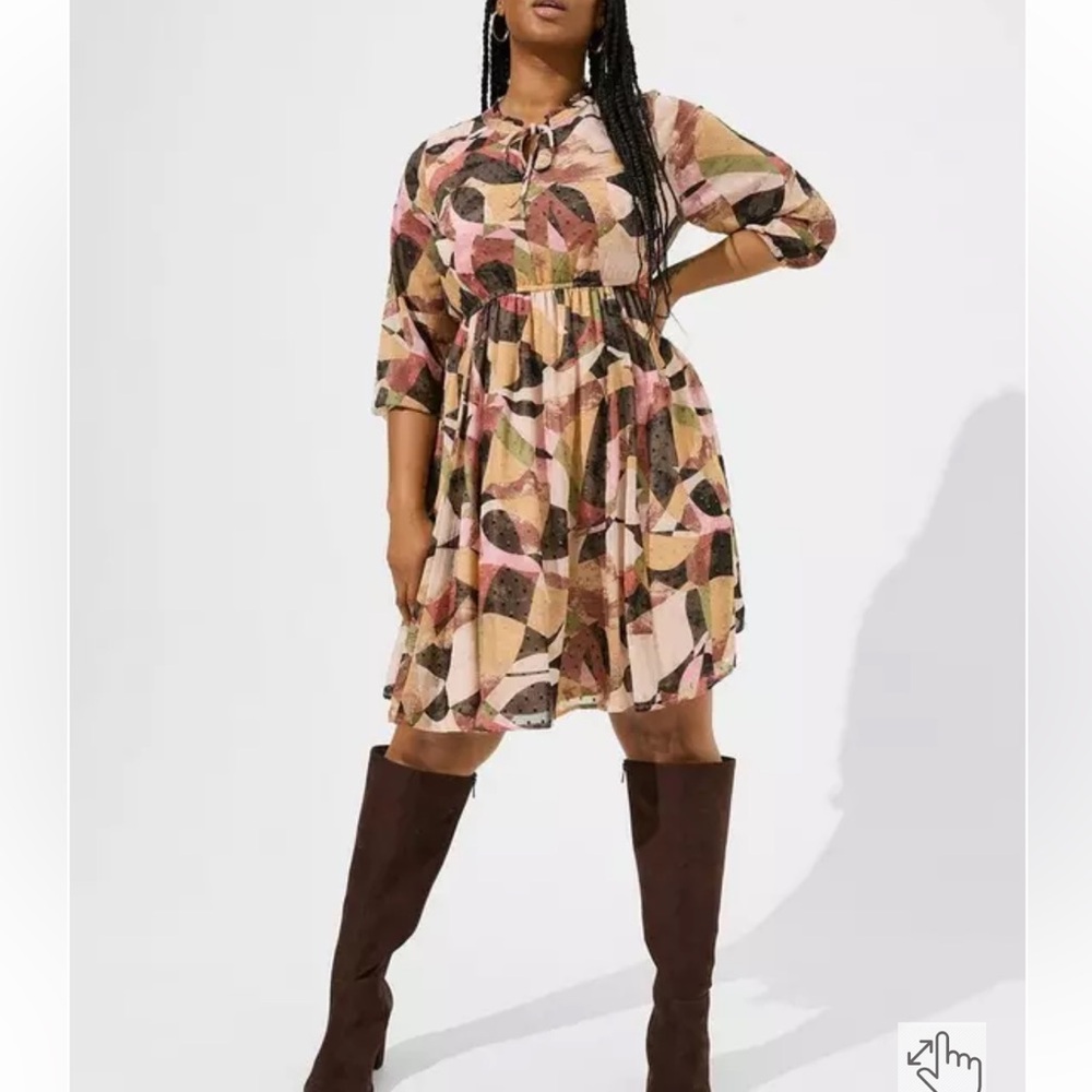 Torrid Mini Clip Dot Front Keyhole Dress size 3 (3X)